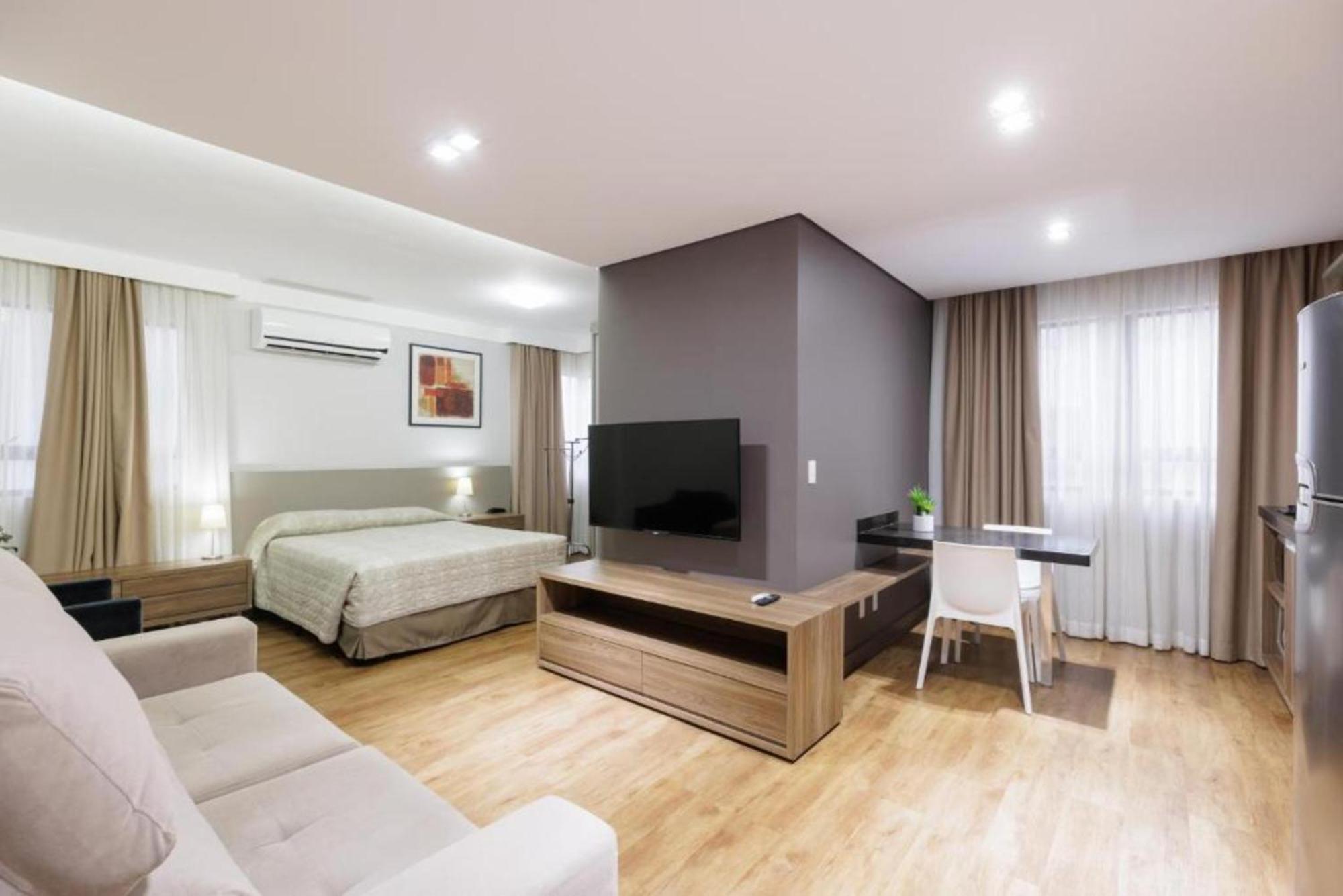 Le Village Flats E Hotel 约恩维利 外观 照片
