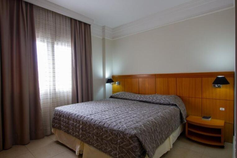Le Village Flats E Hotel 约恩维利 外观 照片